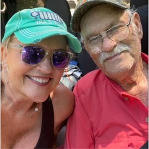 Meet your Posher, Debbie